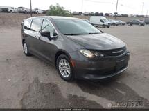 2022 CHRYSLER Voyager