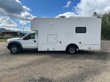 2011 FORD F550 SUPER DUTY REG CAB W/BOX