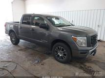 2024 NISSAN Titan