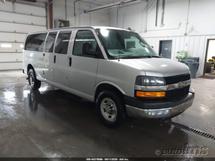 2016 CHEVROLET CG3300