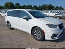 2023 CHRYSLER PACIFICA PHE