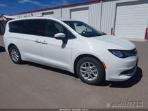 2022 CHRYSLER Voyager