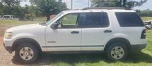 2005 Ford Explorer SUV.