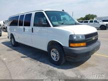 2020 CHEVROLET Express