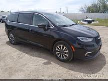 2023 CHRYSLER PACIFICA PHE