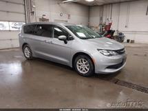 2020 CHRYSLER Voyager