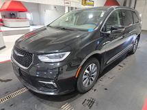 2023 CHRYSLER PACIFICA PHE