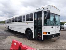 2016 IC BUS PC305