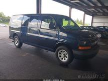 2014 CHEVROLET G1300