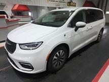 2023 CHRYSLER PACIFICA PHE