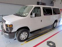 2011 FORD E-350
