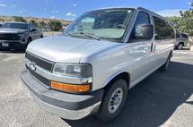 2015 CHEVROLET CG3300