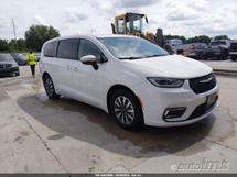 2023 CHRYSLER PACIFICA PHE