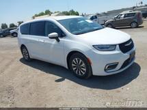 2023 CHRYSLER PACIFICA PHE