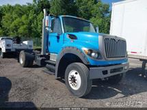 2013 INTERNATIONAL 7000