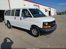 2017 CHEVROLET Express