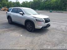 2022 NISSAN Pathfinder