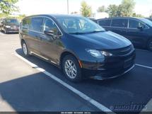 2021 CHRYSLER Voyager