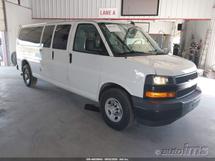 2020 CHEVROLET Express