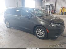 2022 CHRYSLER Voyager