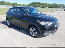 2020 NISSAN Kicks